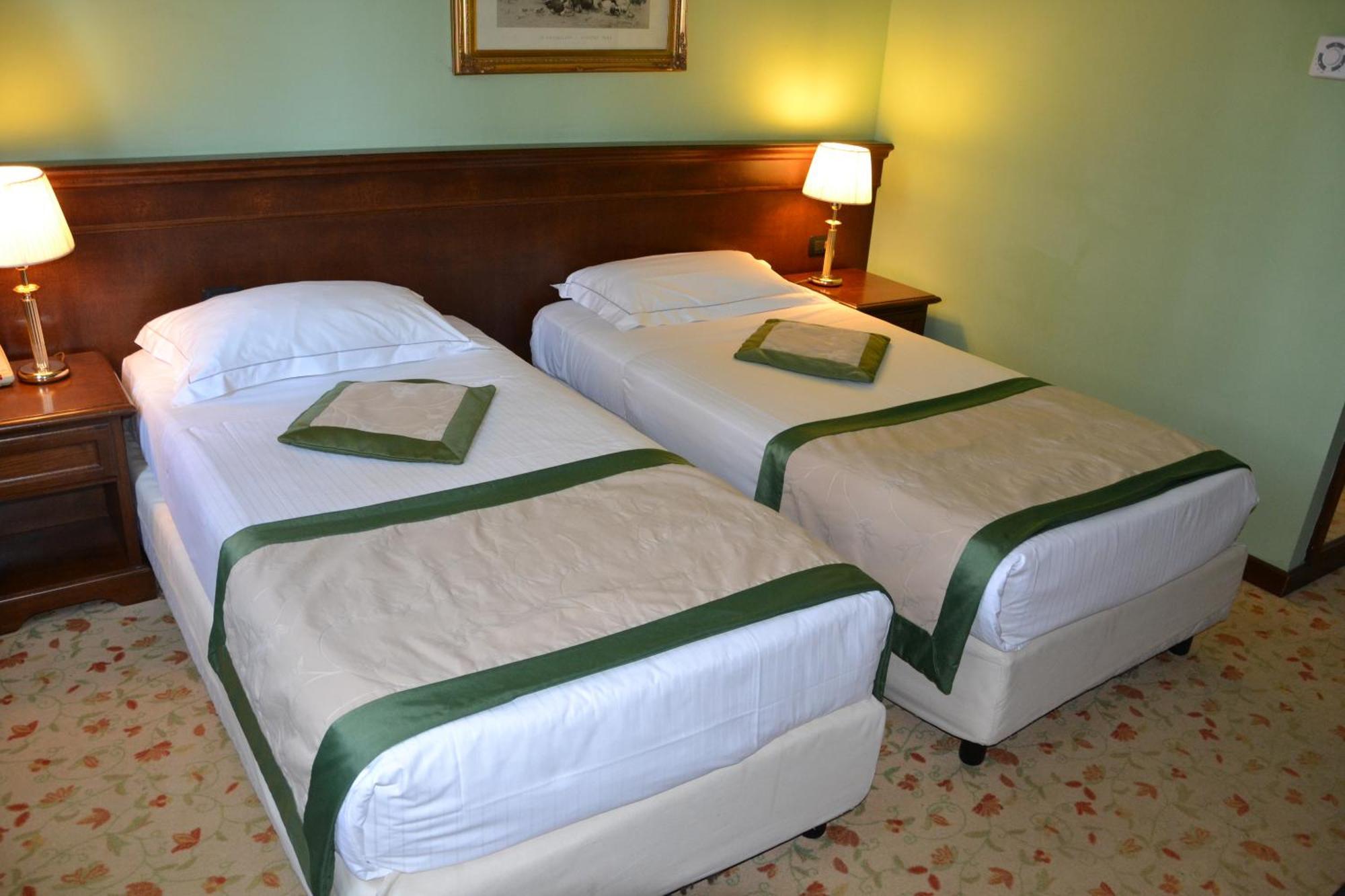 Meditur Hotel Bologna Ozzano dell'Emilia Exteriör bild