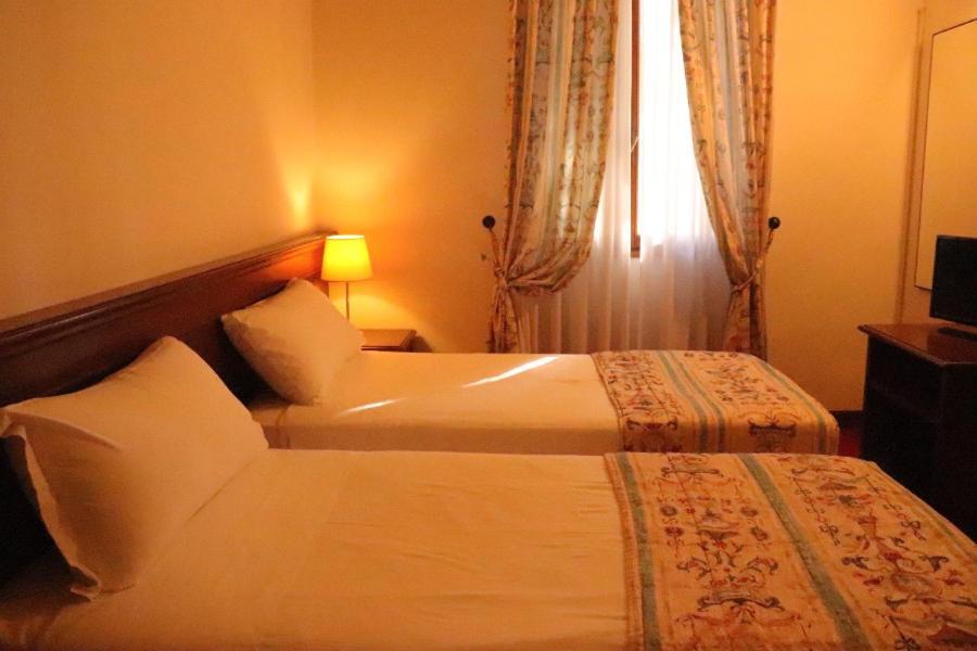 Meditur Hotel Bologna Ozzano dell'Emilia Exteriör bild